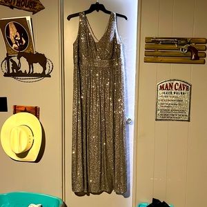 NW womens 18w formal gown.